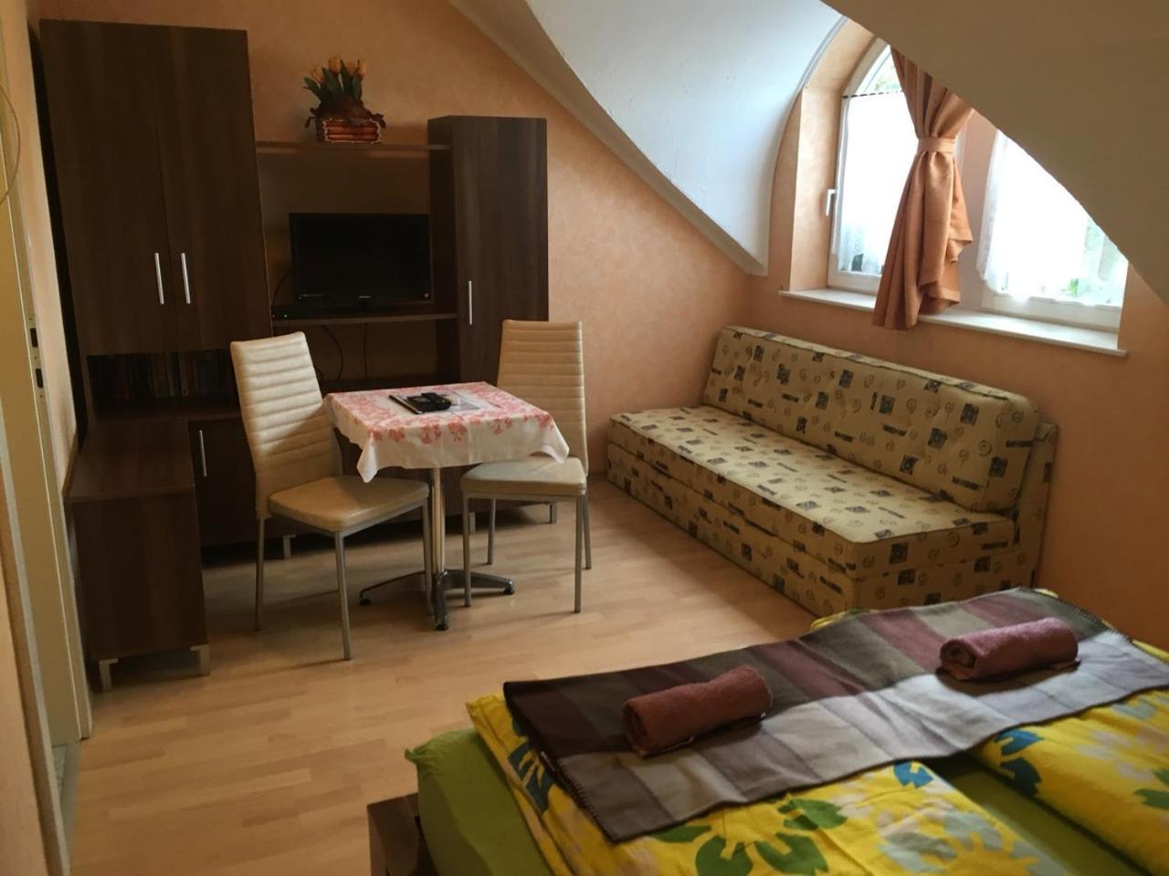 David Apartman Gyula Luaran gambar